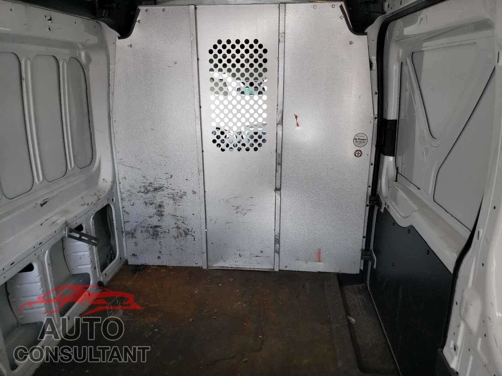 FORD TRANSIT CO 2017 - 1FTYR2CM2HKB54017