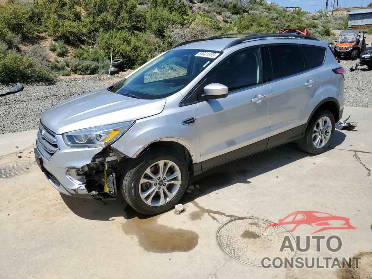 FORD ESCAPE 2017 - 1FMCU9G90HUC02637