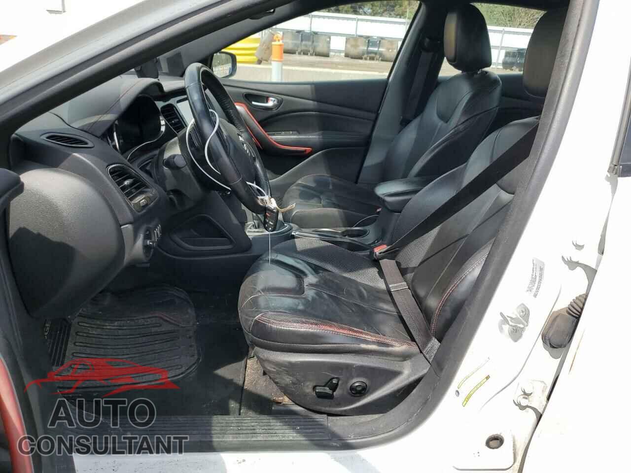 DODGE DART 2015 - 1C3CDFEB2FD252904