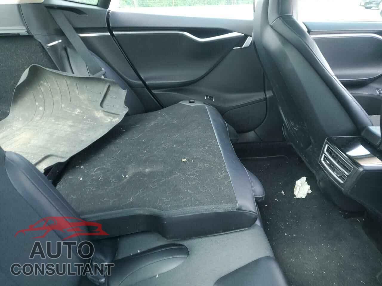 TESLA MODEL S 2013 - 5YJSA1CG4DFP14791