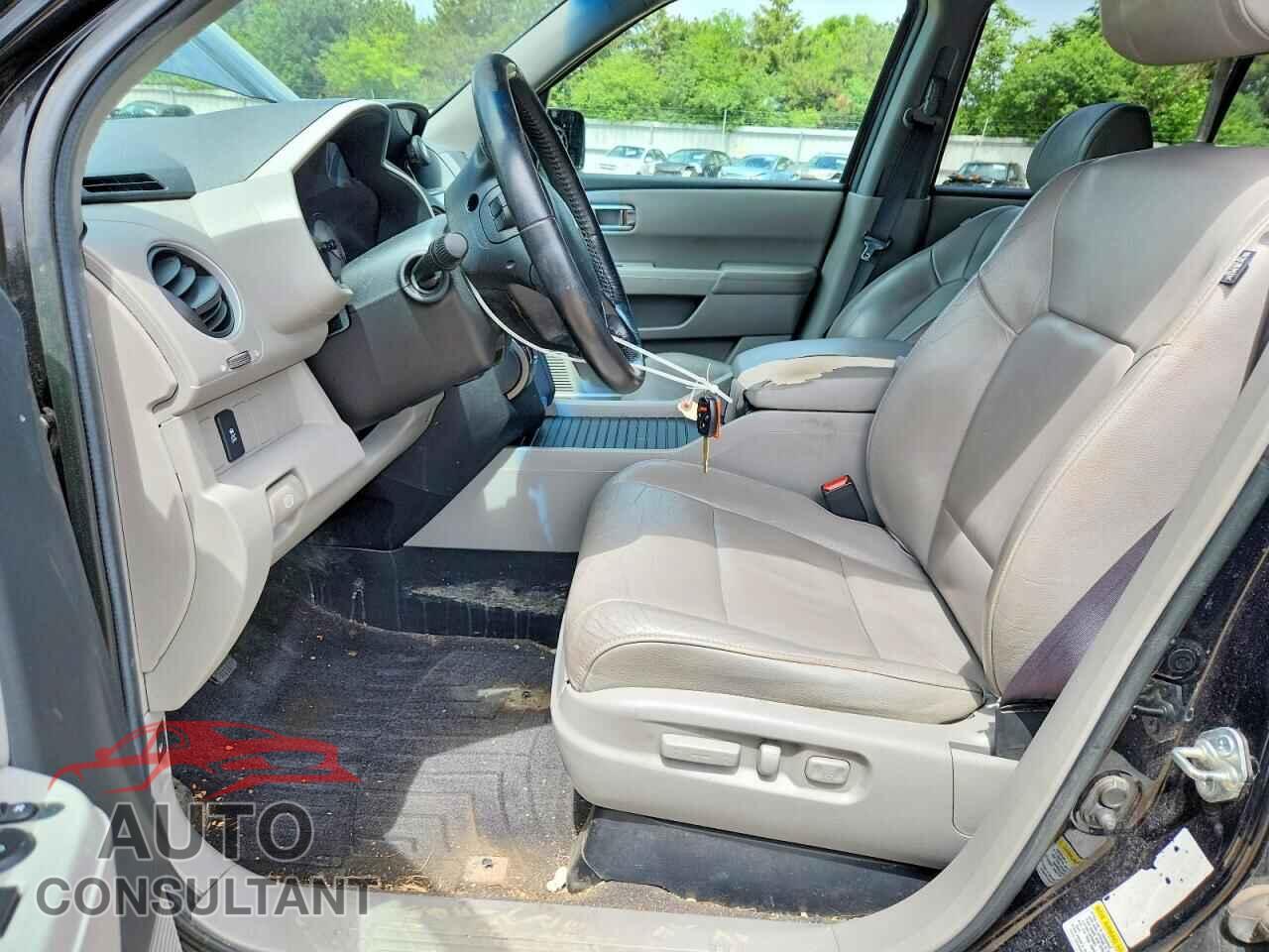 HONDA PILOT 2012 - 5FNYF4H58CB070389