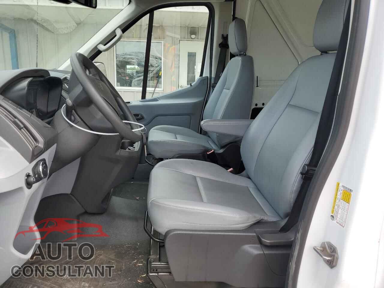 FORD TRANSIT 2017 - 1FTYR2CM9HKA09797