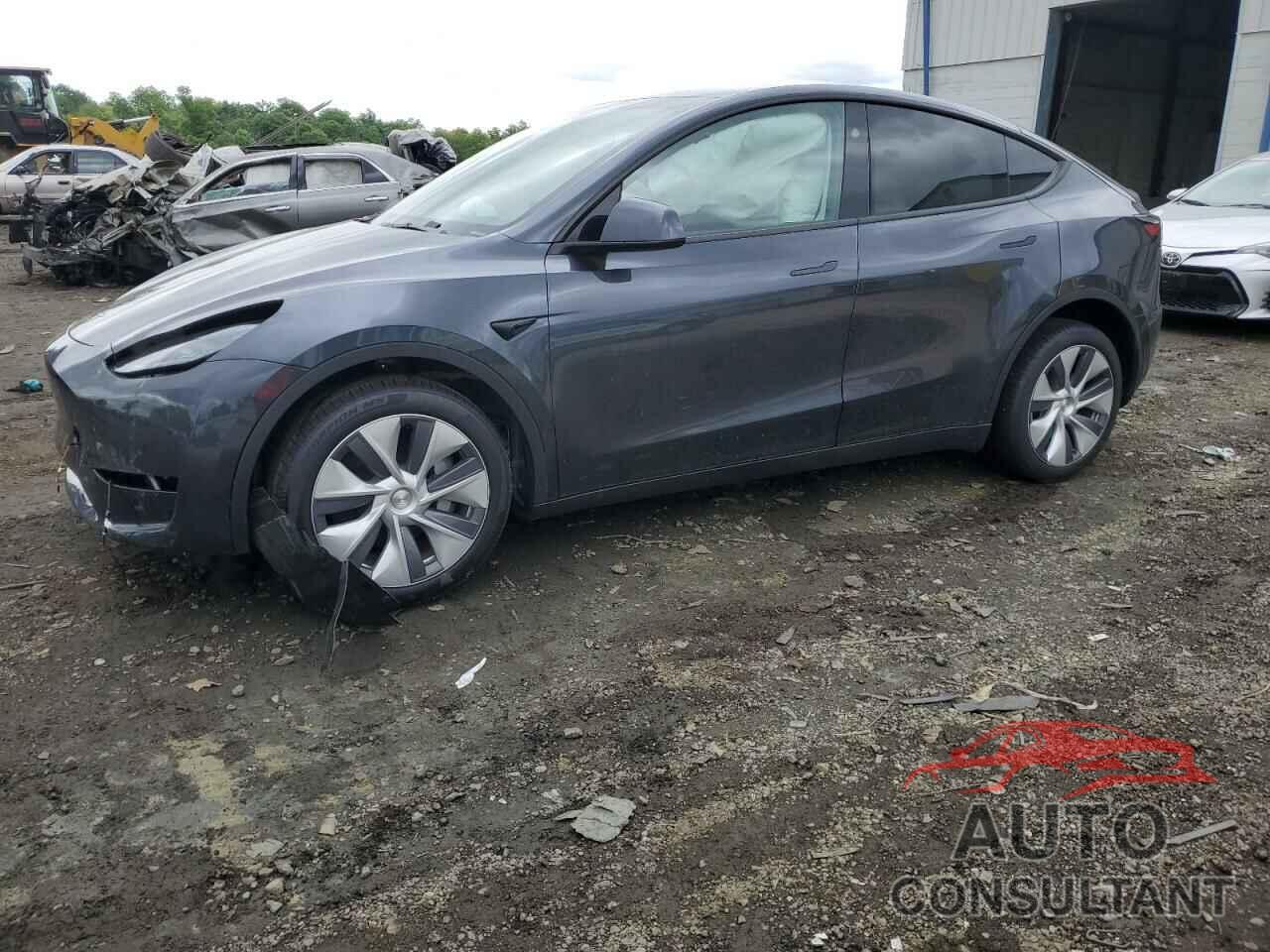 TESLA MODEL Y 2024 - 7SAYGDEE7RA244401