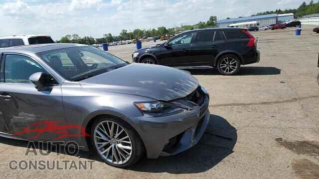 LEXUS IS 2015 - JTHCF1D28F5027664