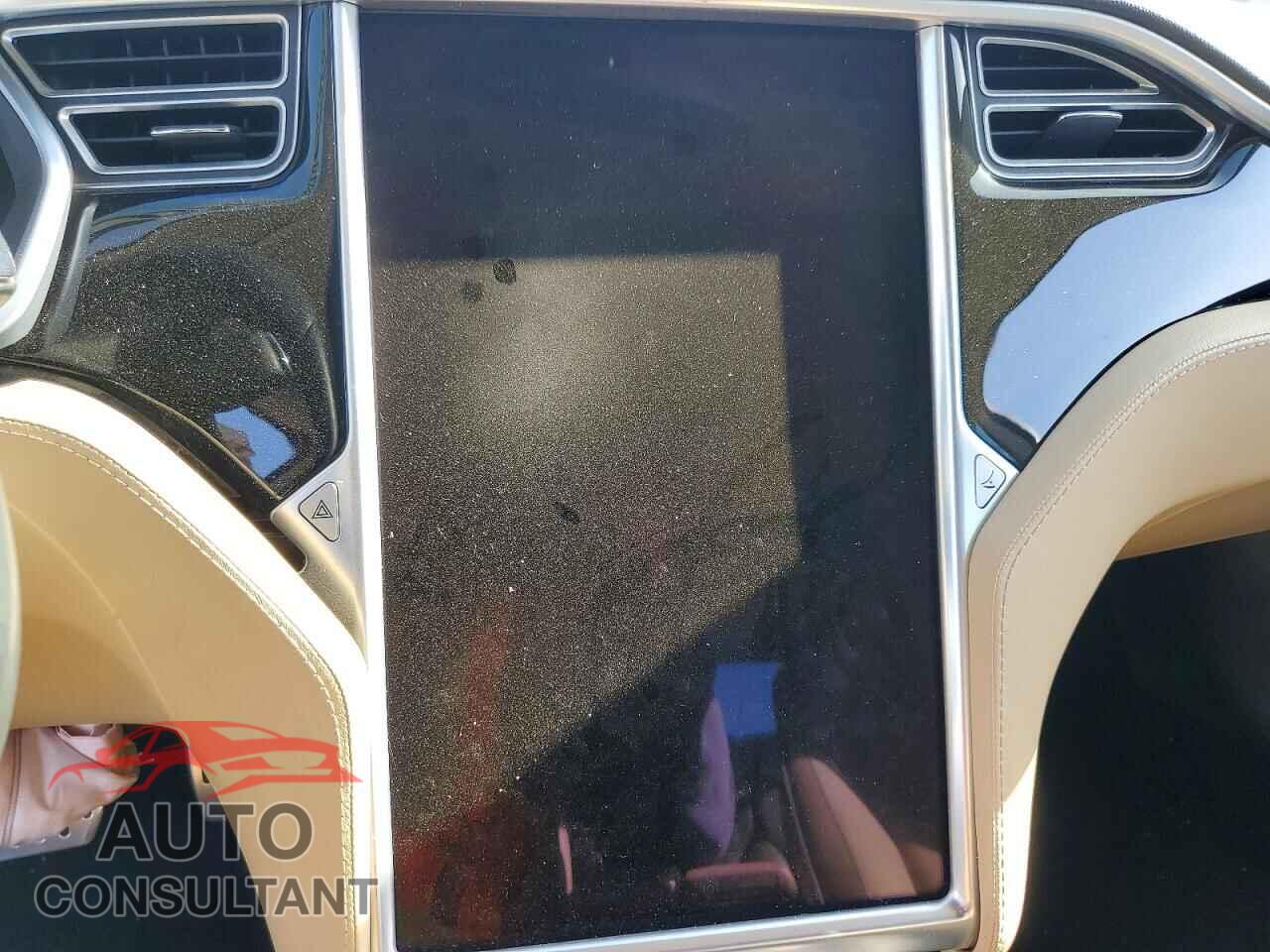 TESLA MODEL S 2013 - 5YJSA1CP0DFP22306