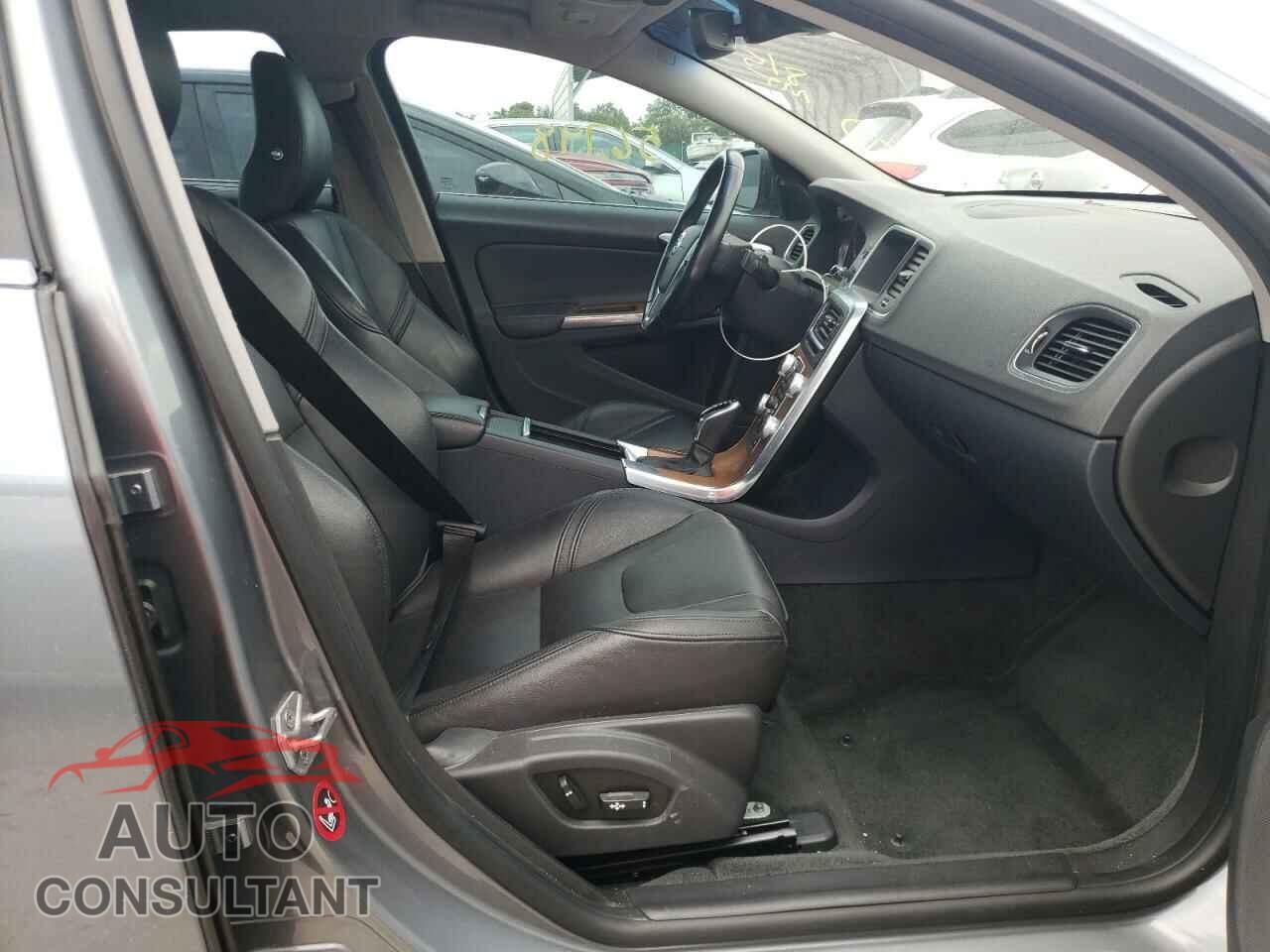 VOLVO S60 2016 - LYV402FK5GB100355