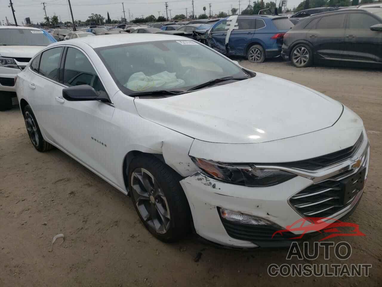 CHEVROLET MALIBU 2022 - 1G1ZD5ST1NF117731