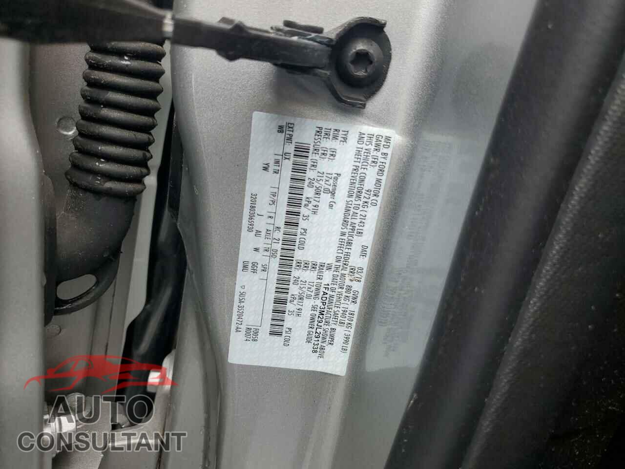FORD FOCUS 2018 - 1FADP3M29JL291338