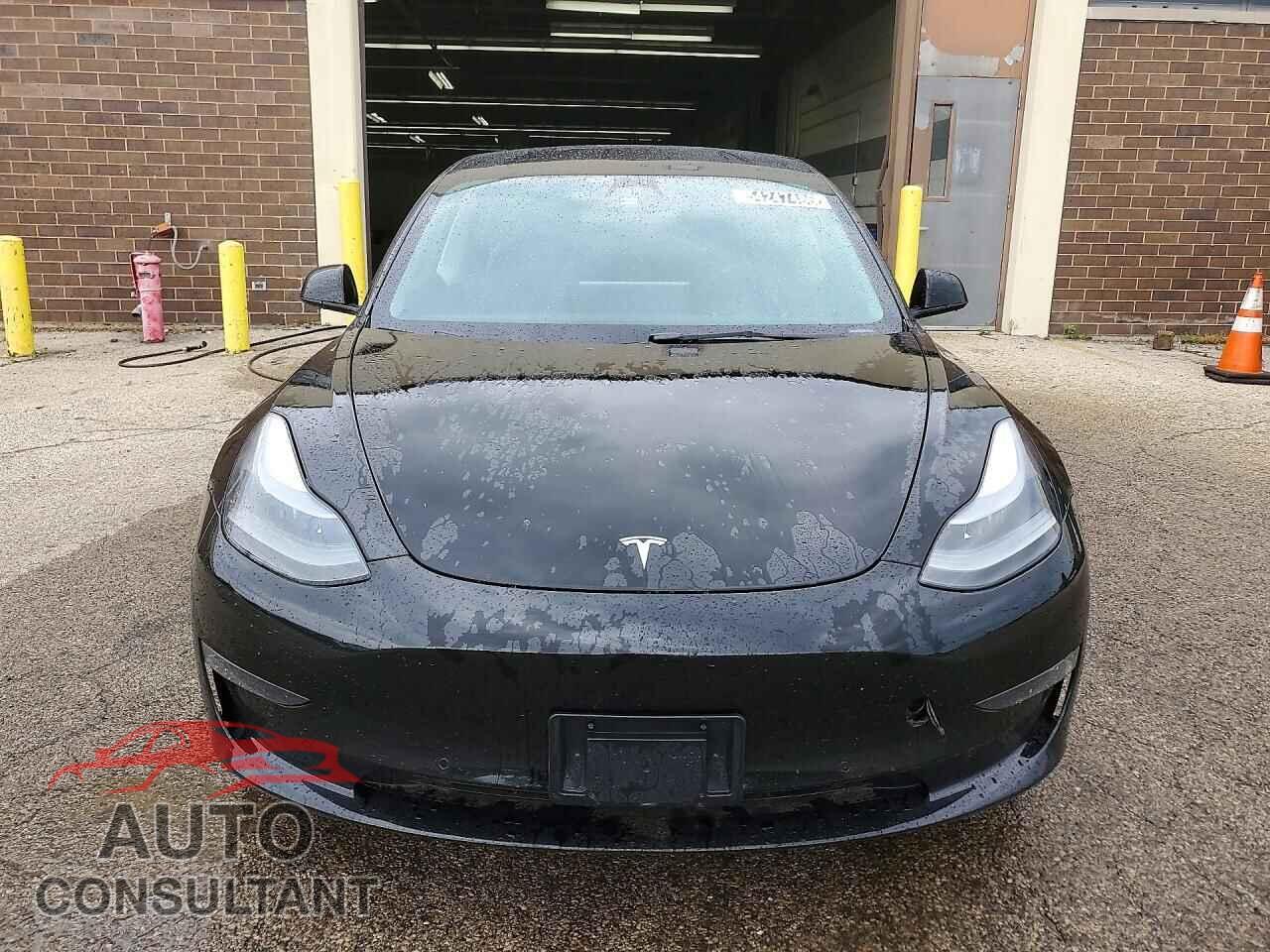 TESLA MODEL 3 2022 - 5YJ3E1EAXNF288821
