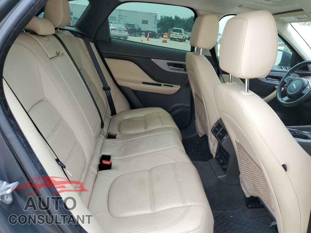 JAGUAR F-PACE 2017 - SADCK2BV3HA491458