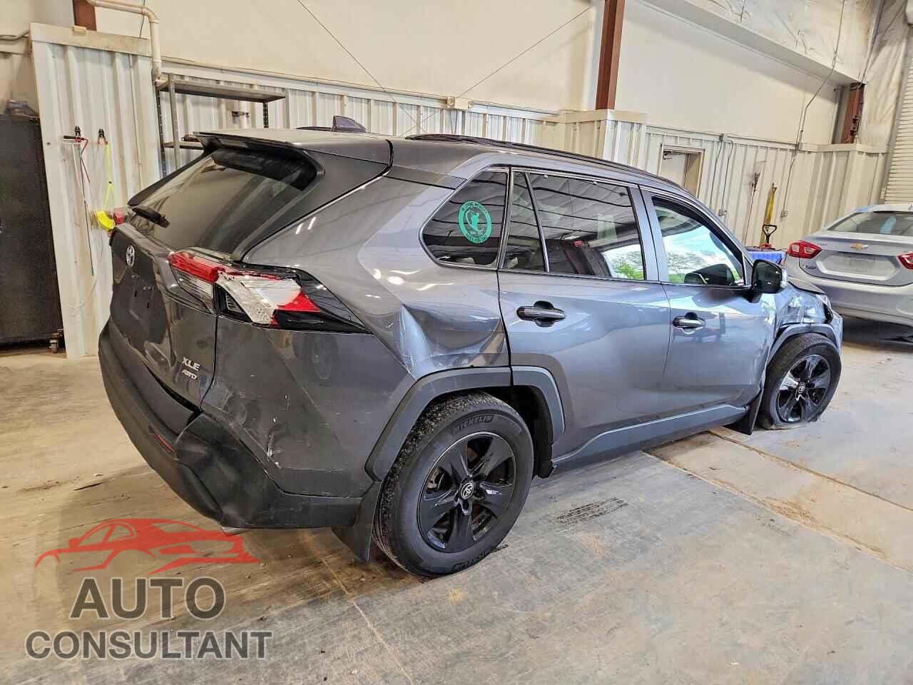 TOYOTA RAV4 2021 - 2T3P1RFV6MC194202