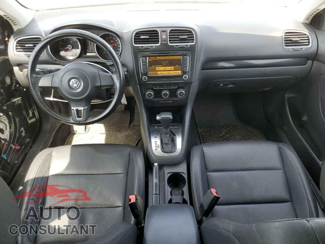 VOLKSWAGEN JETTA 2010 - 3VWPZ7AJ3AM662820
