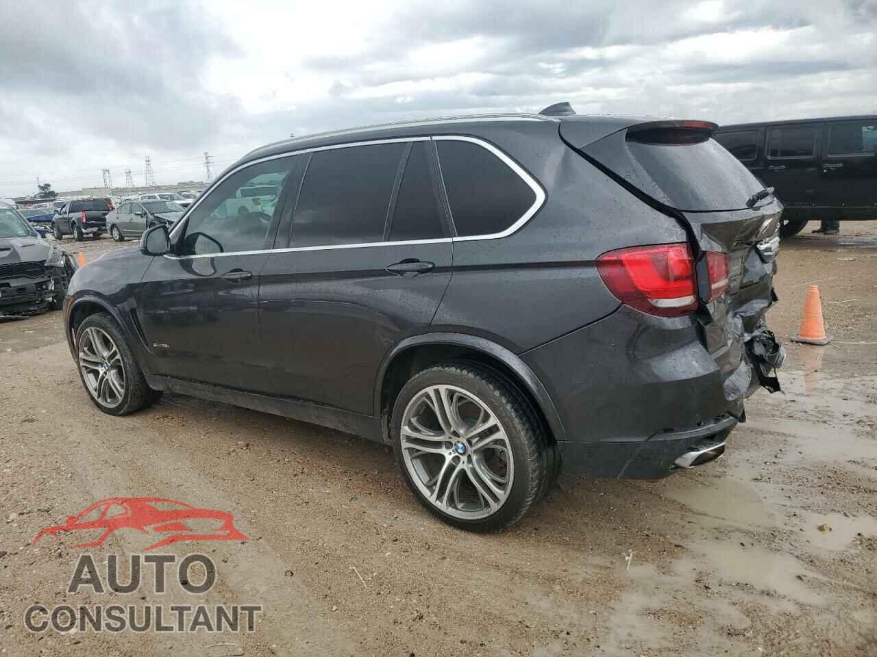 BMW X5 2018 - 5UXKR2C50J0X08671