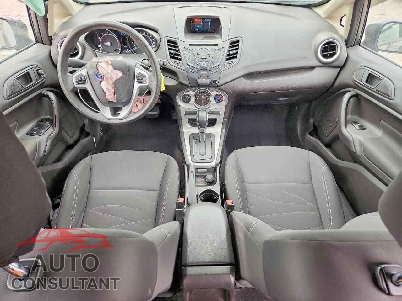 FORD FIESTA 2017 - 3FADP4EJ6HM146018