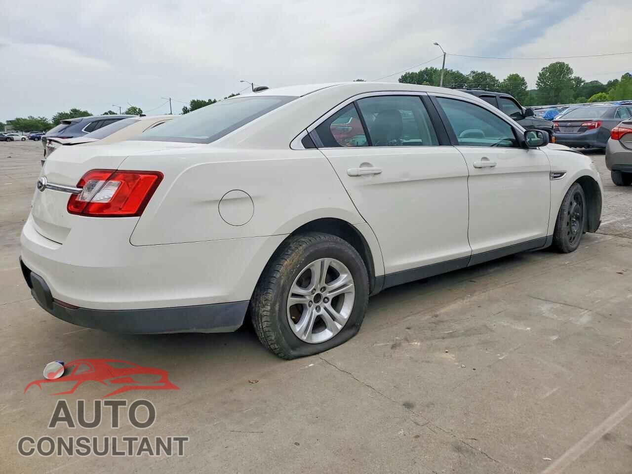 FORD TAURUS 2012 - 1FAHP2DW1CG111568