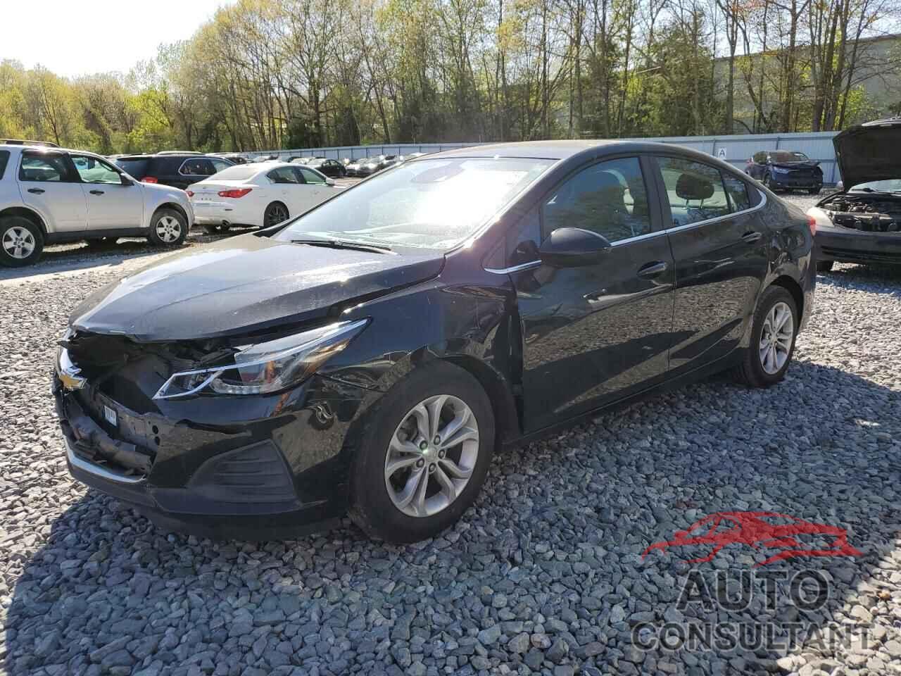 CHEVROLET CRUZE 2019 - 1G1BE5SM4K7124573
