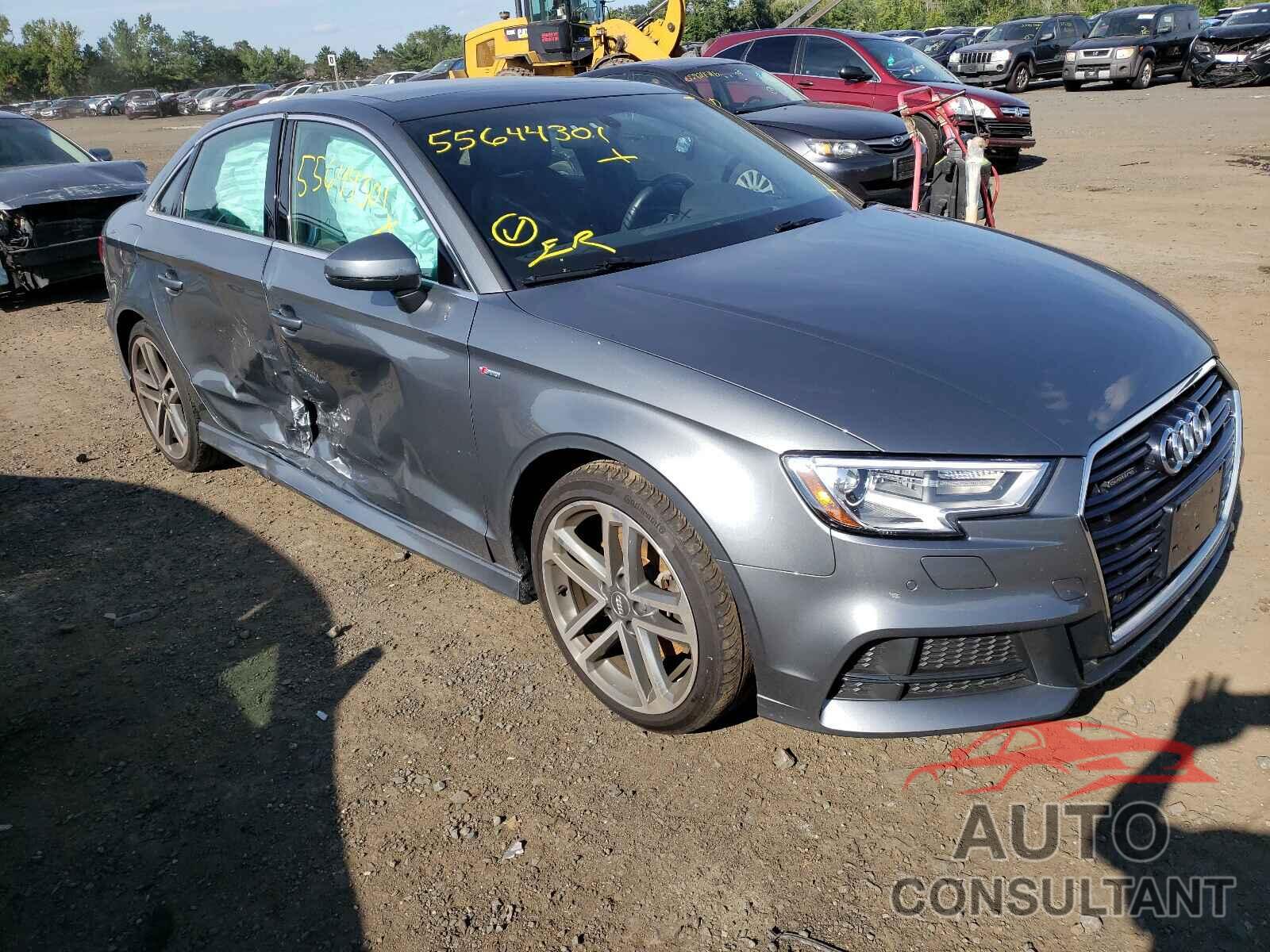 AUDI A3 2017 - WAUJ8GFF4H1075773