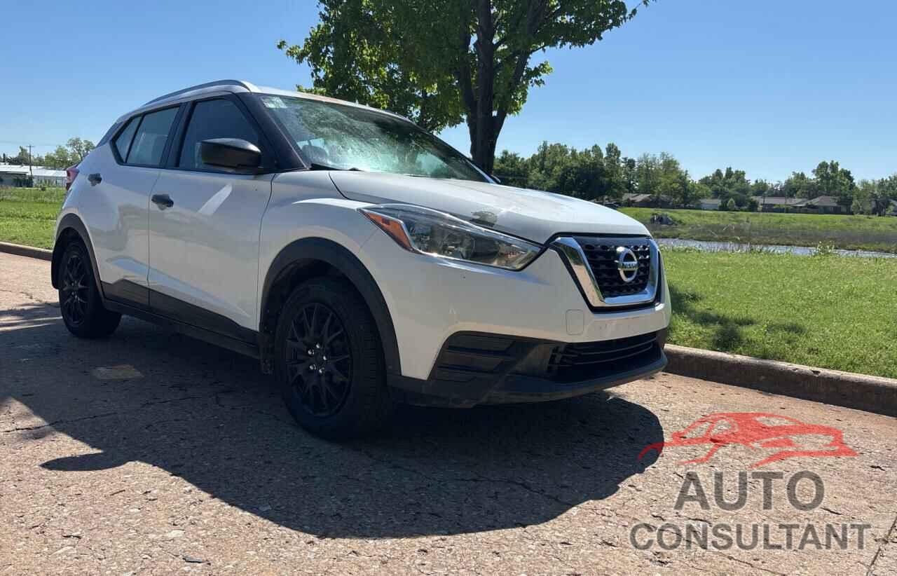 NISSAN KICKS 2019 - 3N1CP5CUXKL502608