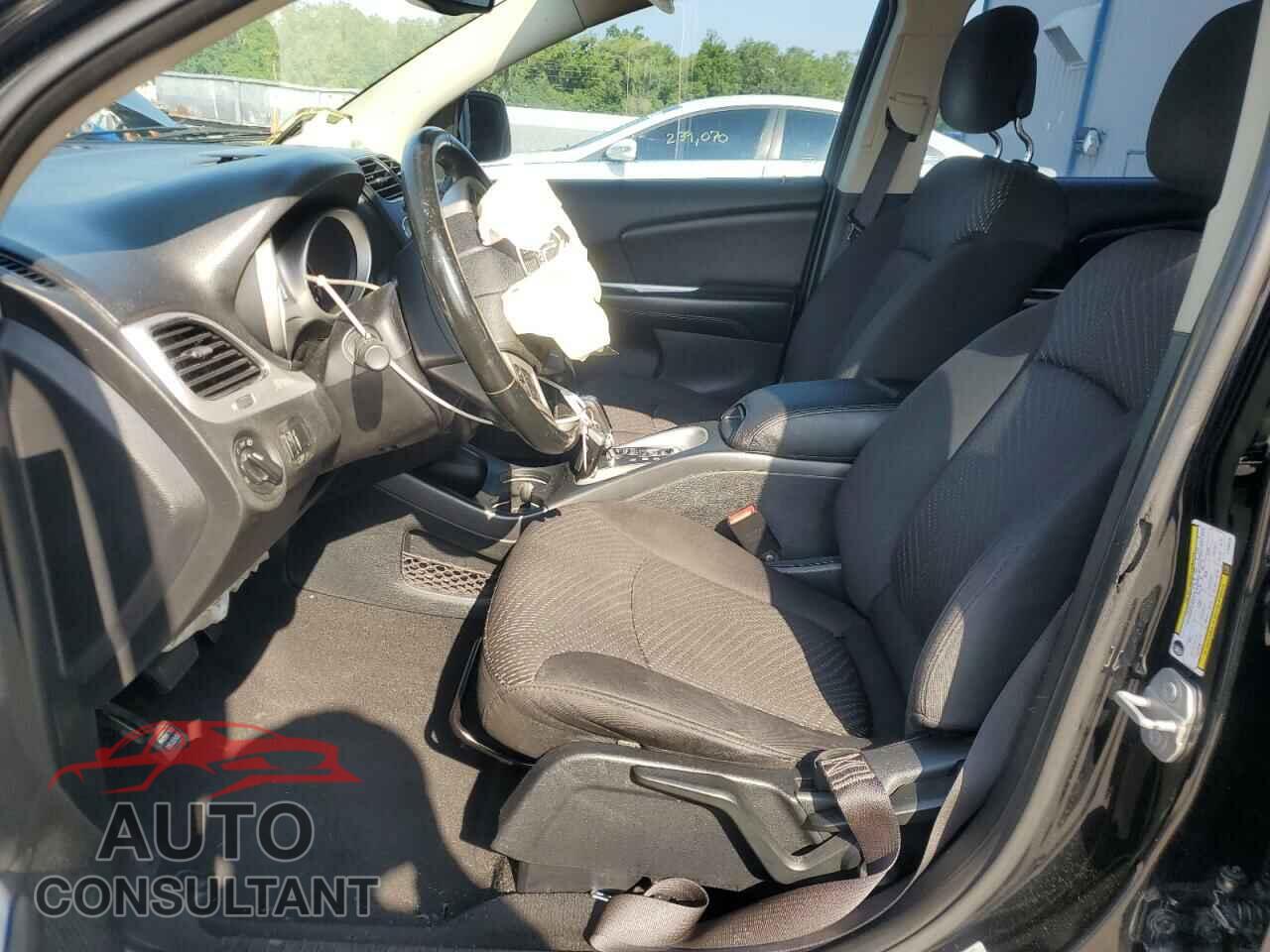 DODGE JOURNEY 2015 - 3C4PDCAB1FT583419
