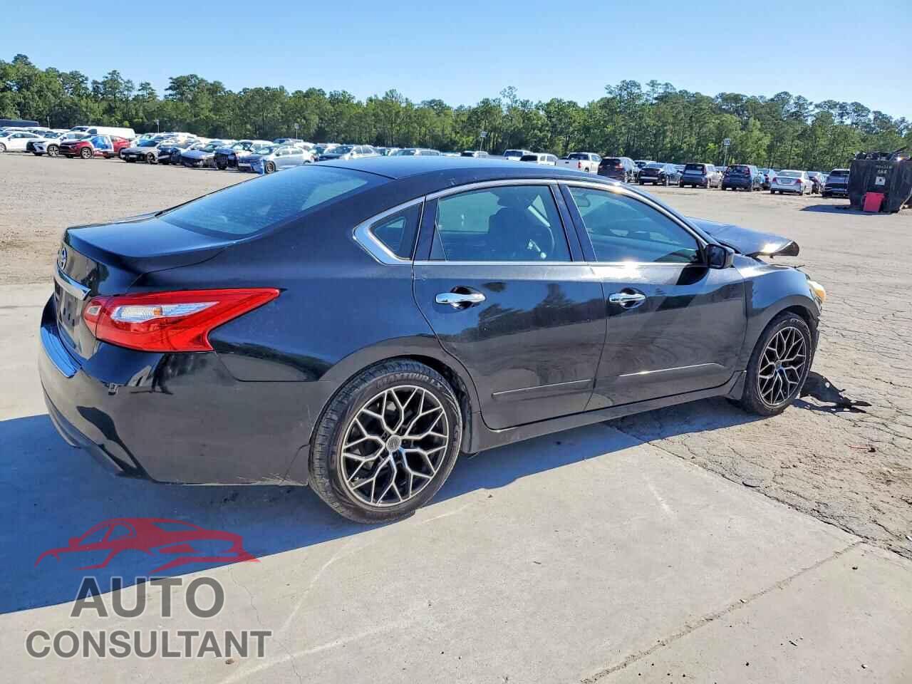 NISSAN ALTIMA 2017 - 1N4AL3AP1HN323907