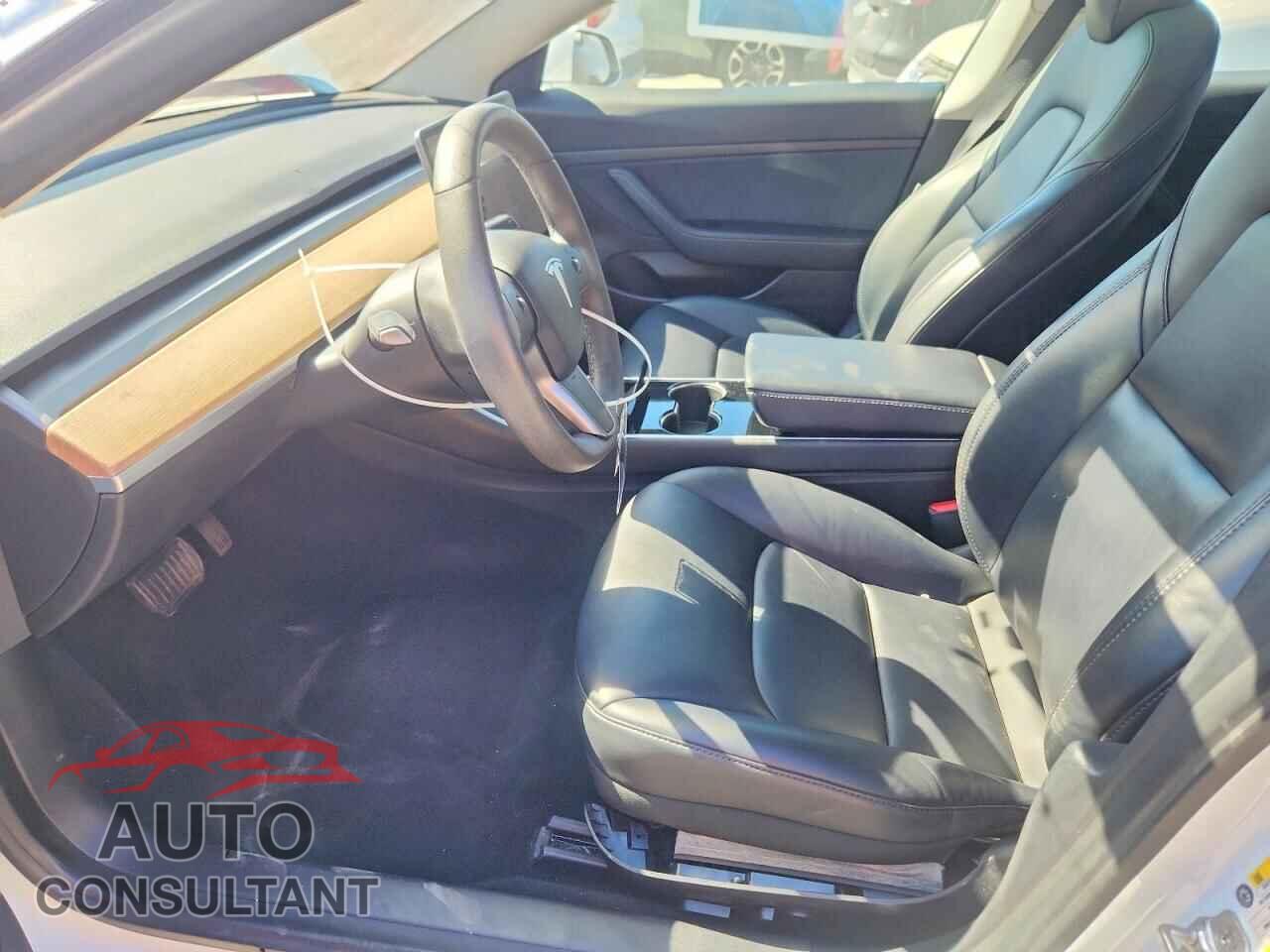 TESLA MODEL 3 2020 - 5YJ3E1EAXLF709112