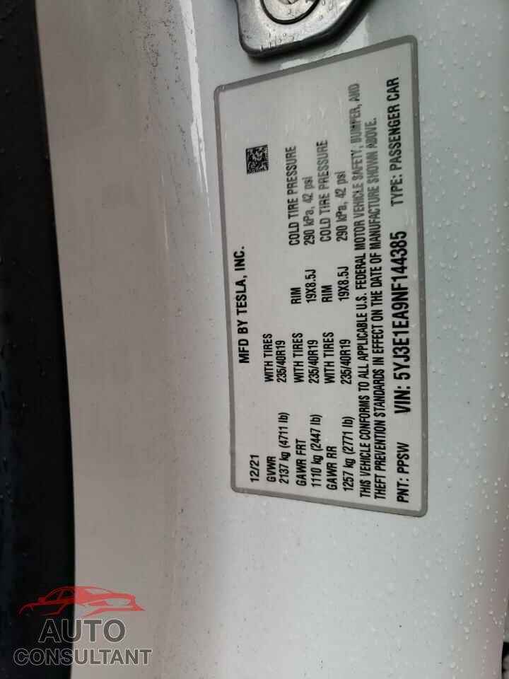 TESLA MODEL 3 2022 - 5YJ3E1EA9NF144385