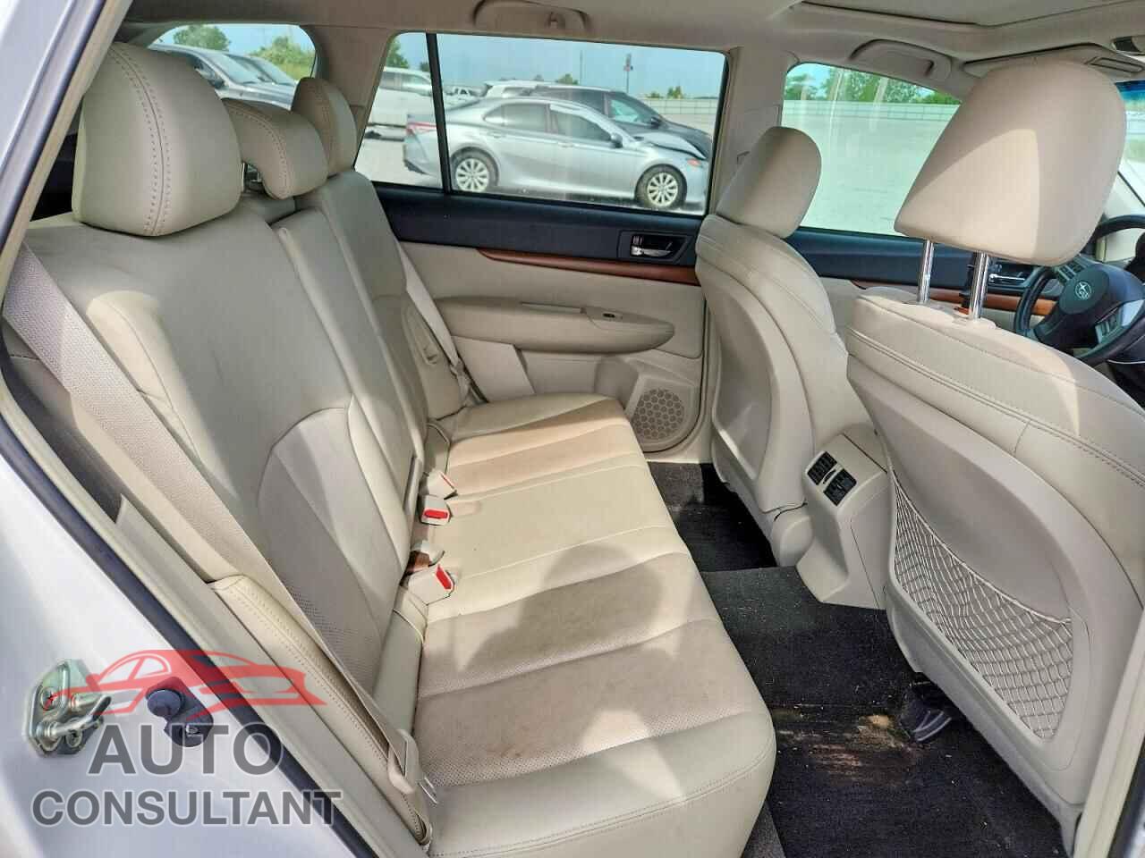 SUBARU OUTBACK 2014 - 4S4BRBLC5E3283495