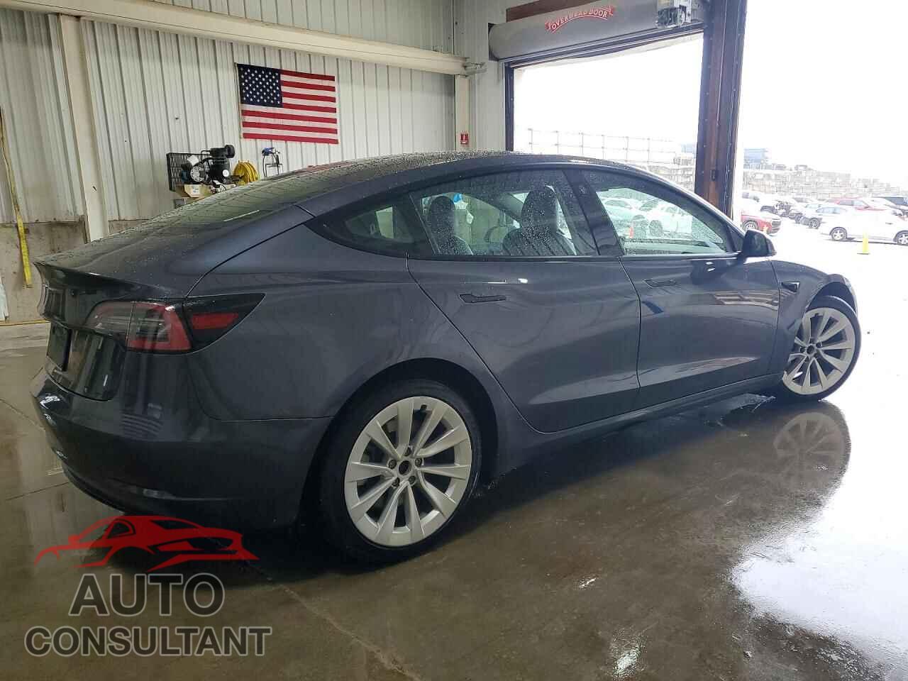 TESLA MODEL 3 2022 - 5YJ3E1EA8NF288218