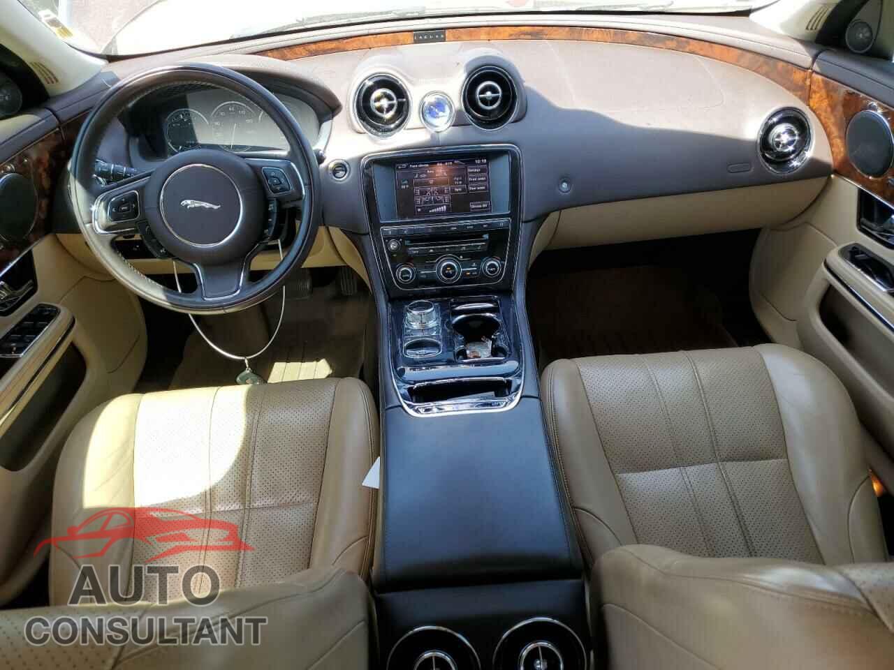 JAGUAR XJ 2013 - SAJWJ1CD0D8V46155