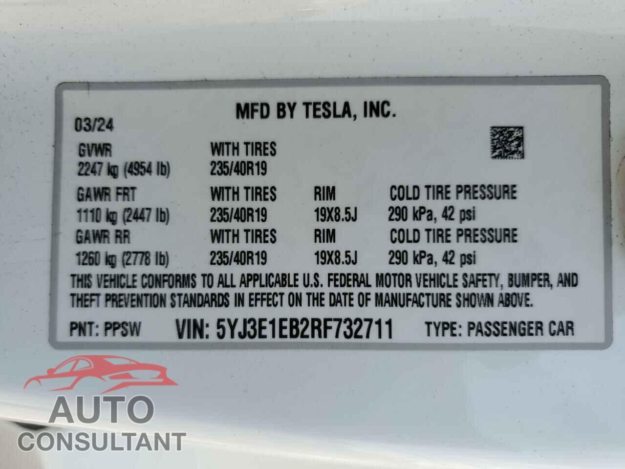TESLA MODEL 3 2024 - 5YJ3E1EB2RF732711