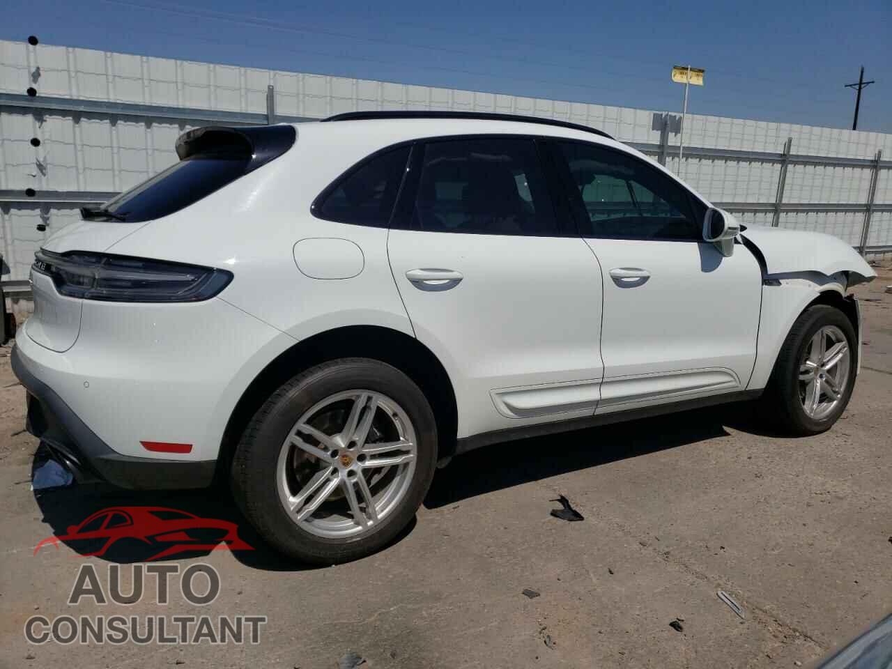 PORSCHE MACAN 2022 - WP1AA2A5XNLB04085