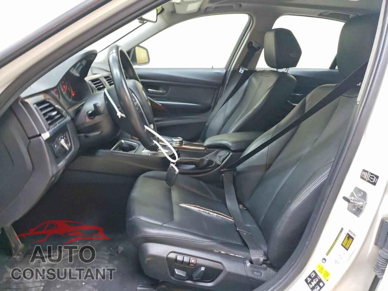 BMW 3 SERIES 2015 - WBA3B3C54FF547078