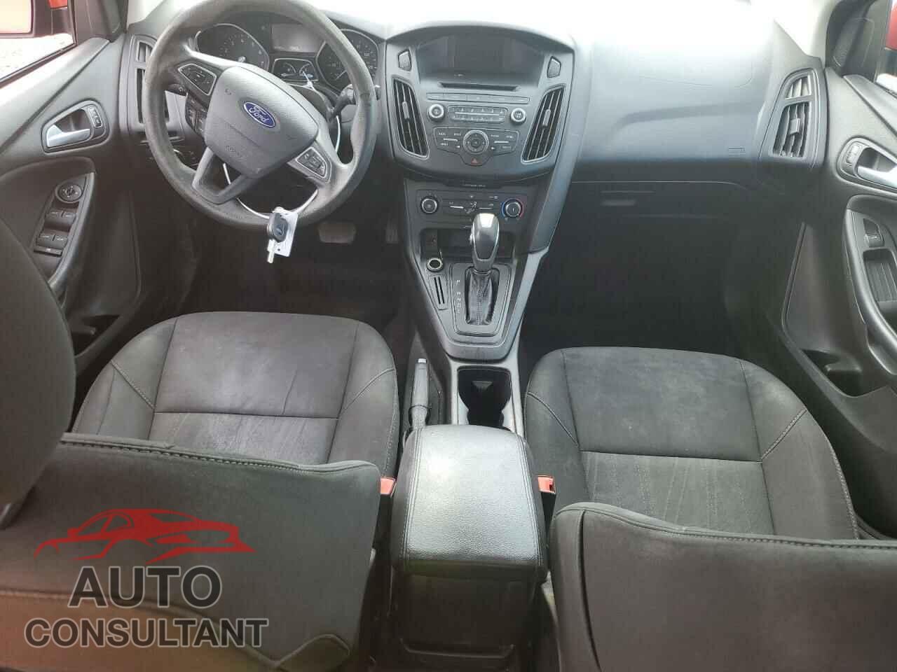 FORD FOCUS 2016 - 1FADP3F25GL257015