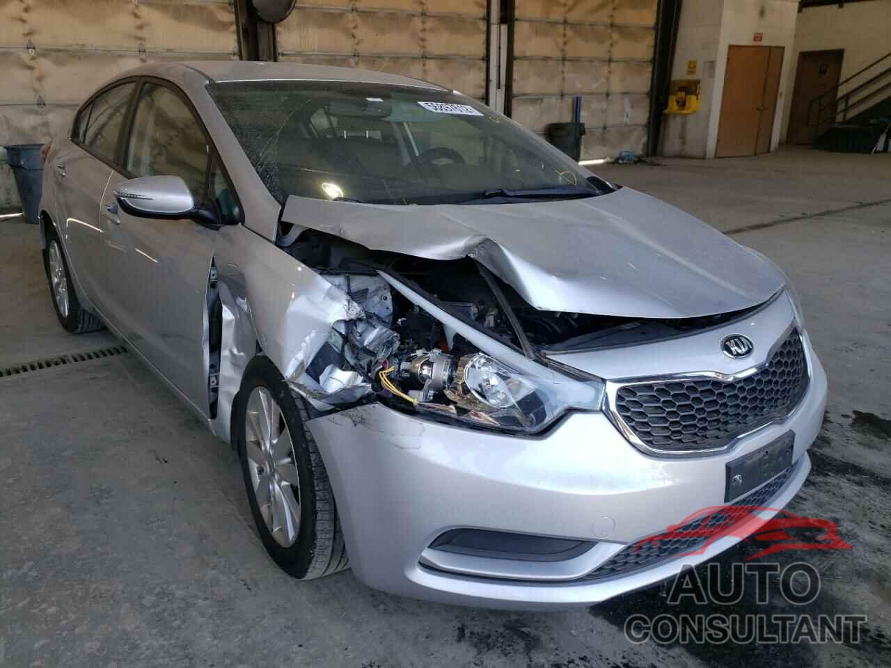 KIA FORTE 2016 - KNAFX4A62G5485378