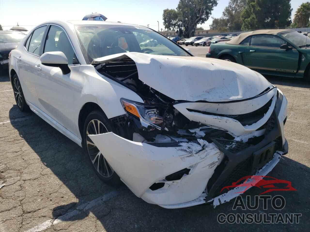 TOYOTA CAMRY 2018 - JTNB11HK3J3051019