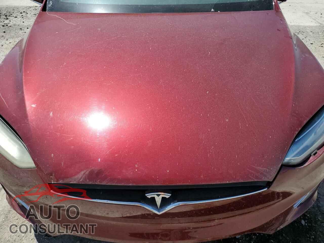 TESLA MODEL X 2016 - 5YJXCAE47GFS00554