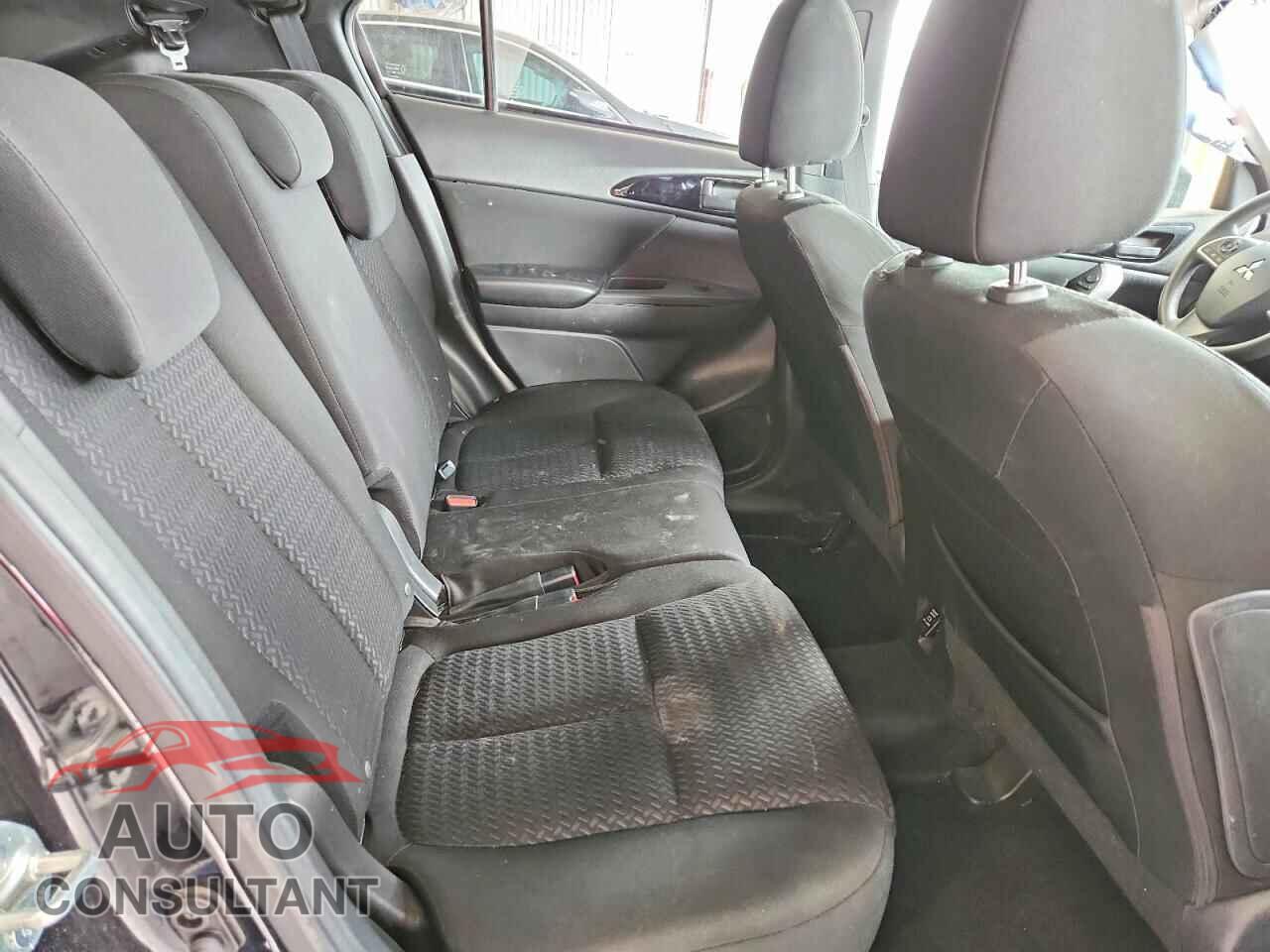 MITSUBISHI ECLIPSE 2018 - JA4AT4AA6JZ063041