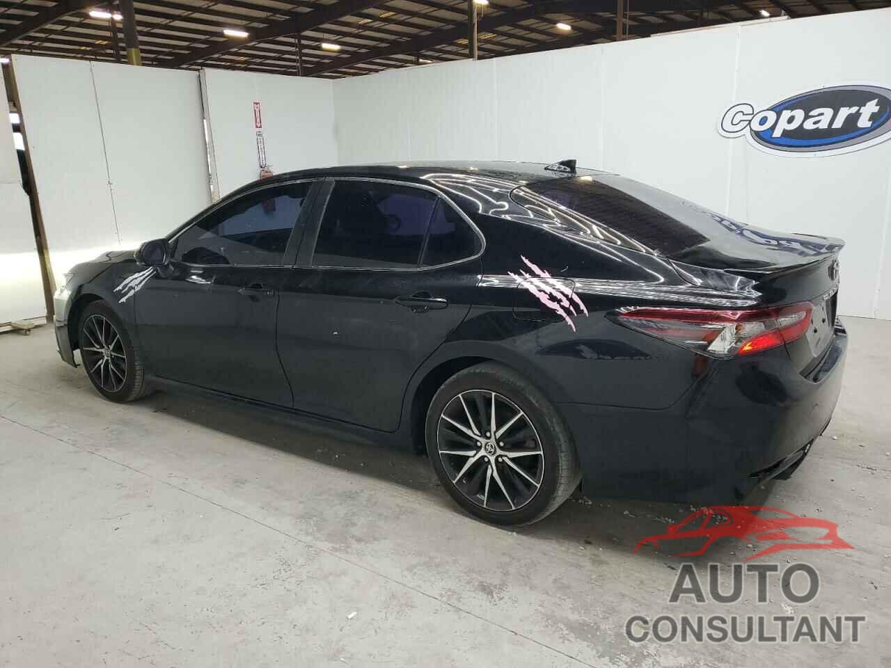 TOYOTA CAMRY 2022 - 4T1G11AK9NU057987
