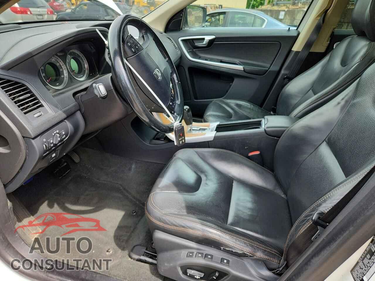 VOLVO XC60 2010 - YV4992DZ0A2096054
