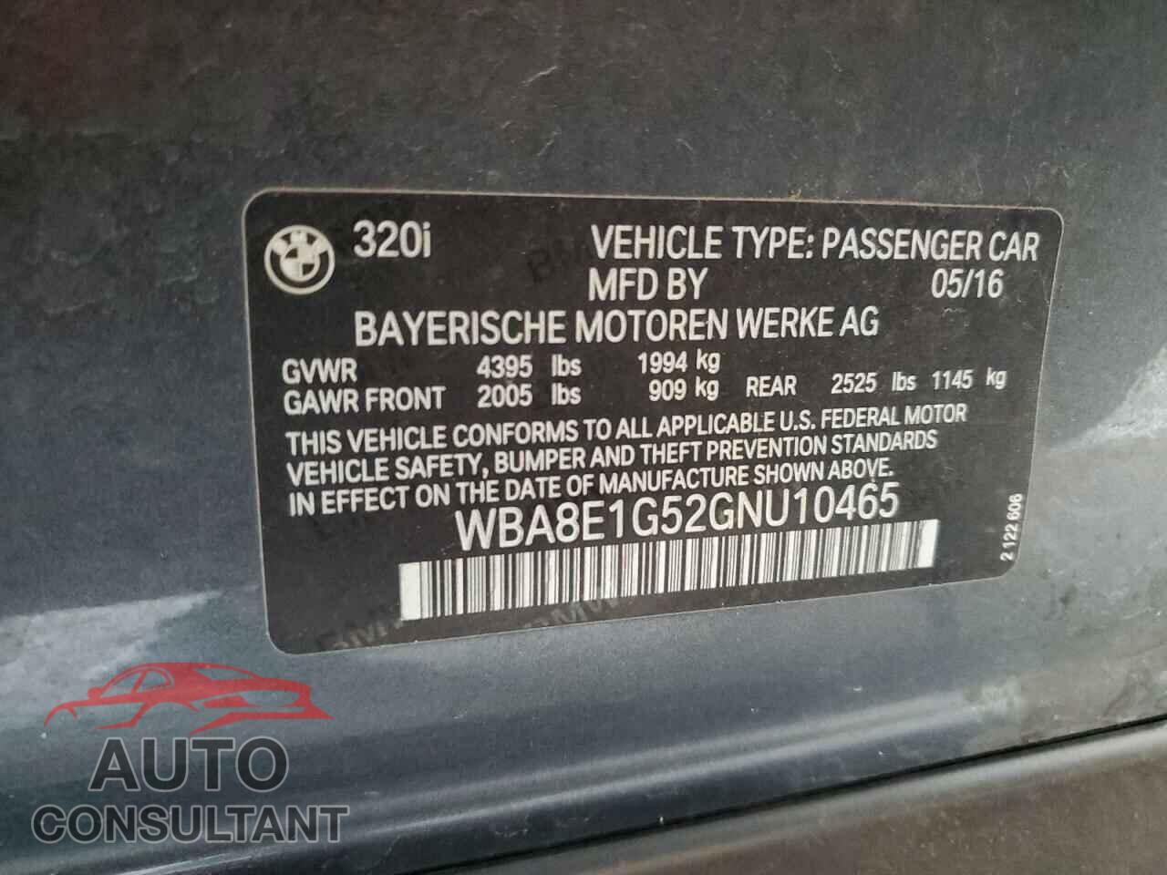 BMW 3 SERIES 2016 - WBA8E1G52GNU10465