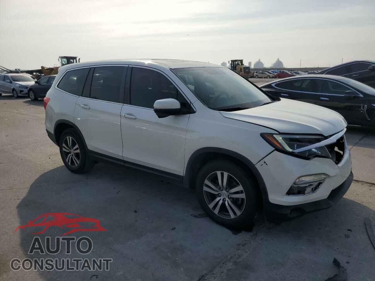 HONDA PILOT 2017 - 5FNYF5H78HB038363