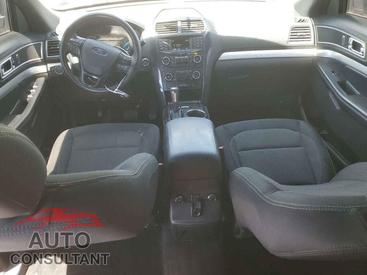 FORD EXPLORER 2017 - 1FM5K7D81HGB22079