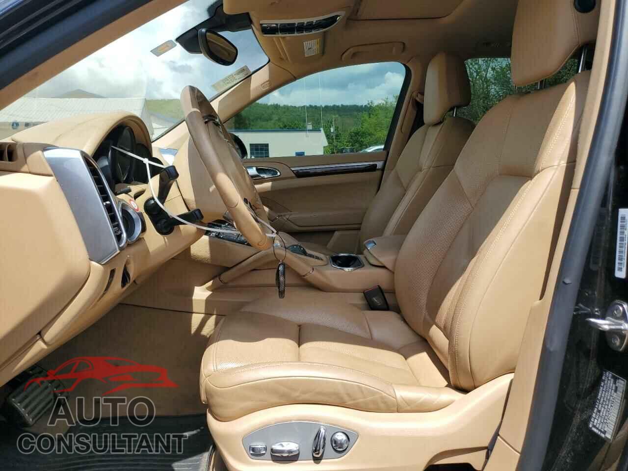 PORSCHE CAYENNE 2013 - WP1AE2A2XDLA15786