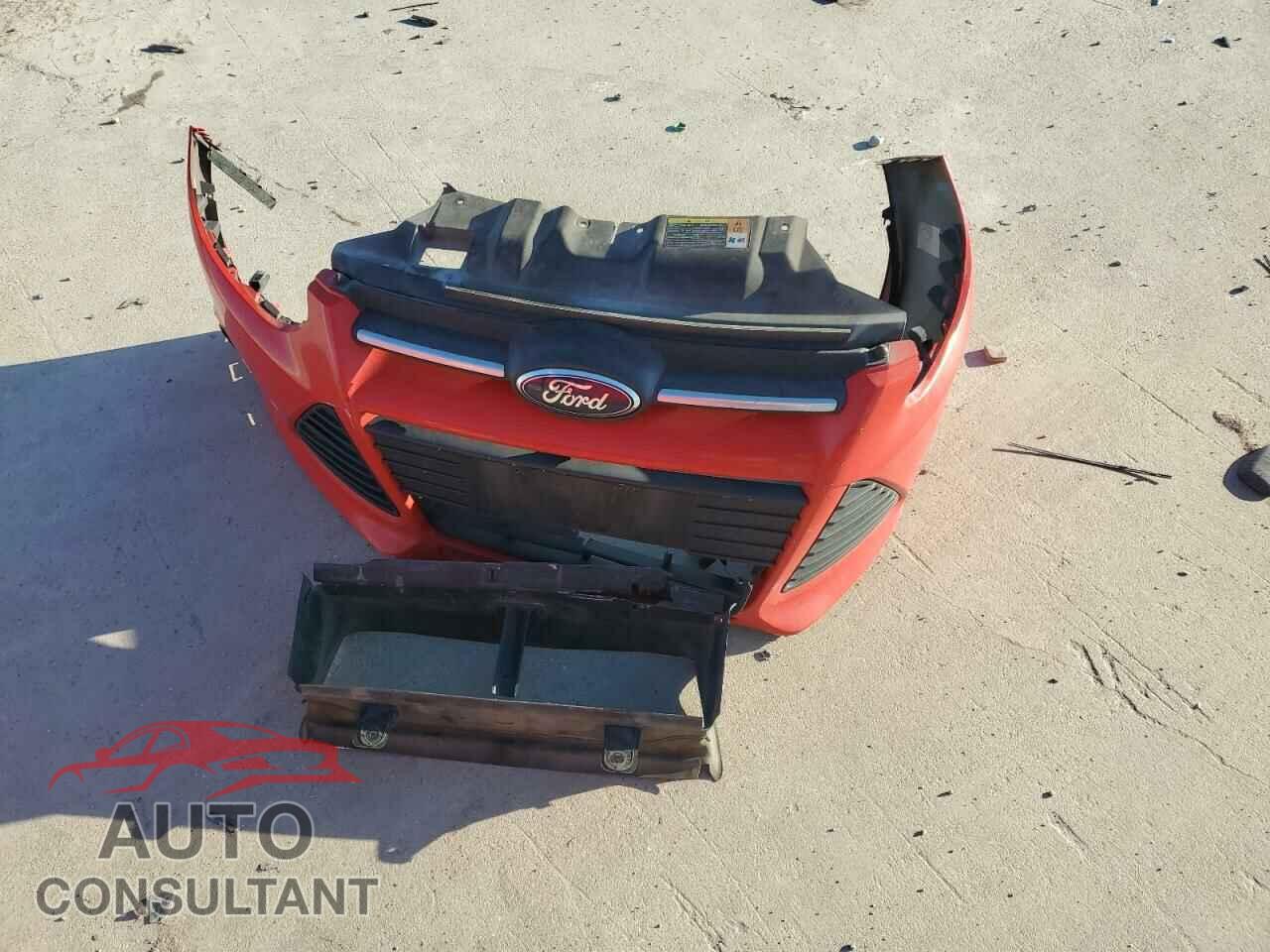 FORD FOCUS 2014 - 1FADP3F26EL222853