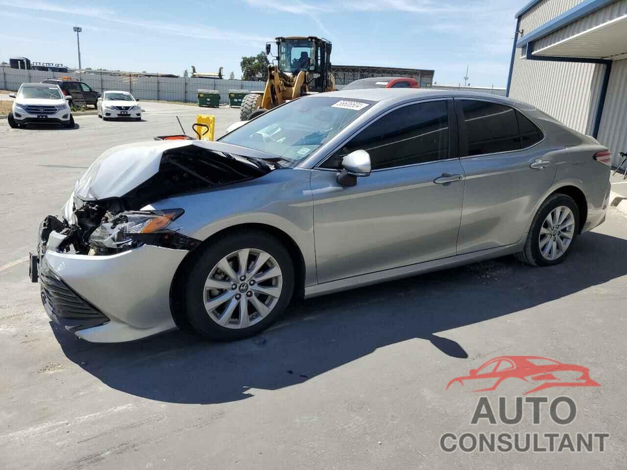 TOYOTA CAMRY 2018 - 4T1B11HK7JU665856