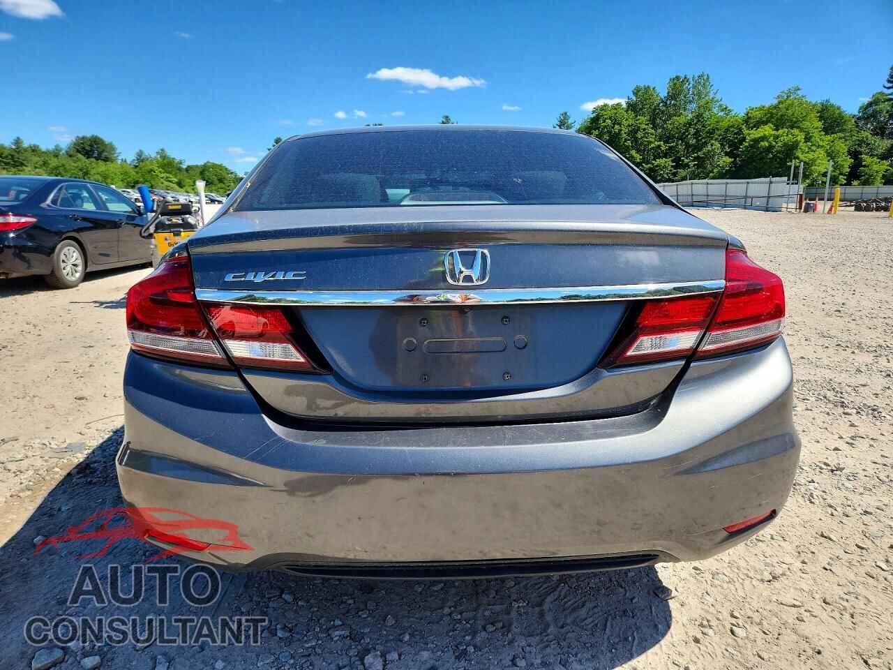HONDA CIVIC 2013 - 2HGFB2F55DH569187