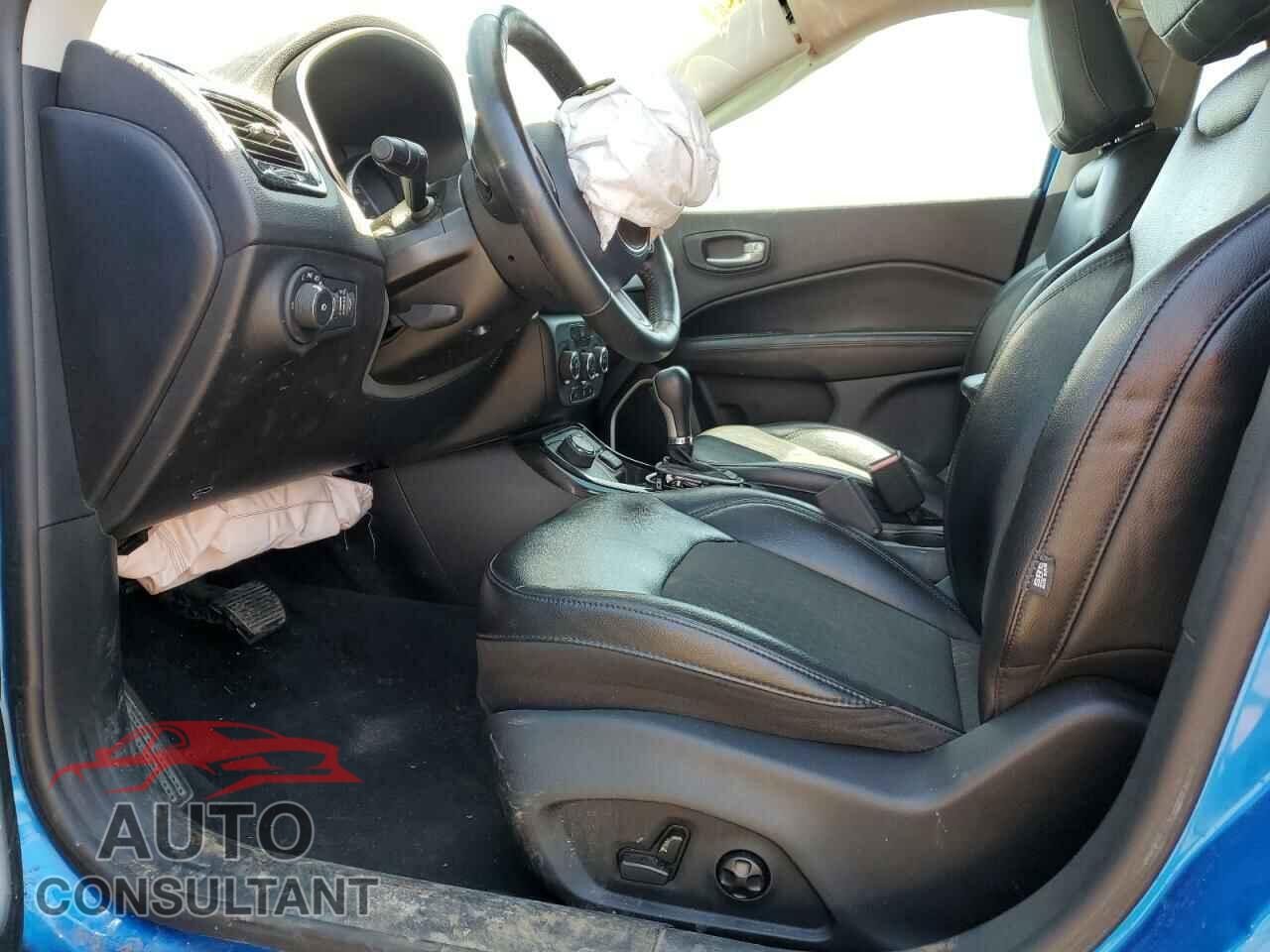 JEEP COMPASS 2018 - 3C4NJDBB1JT453475
