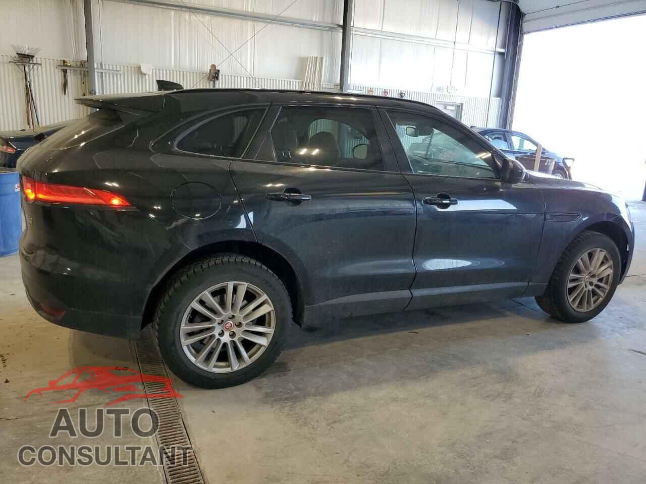 JAGUAR F-PACE 2018 - SADCK2FN7JA281137