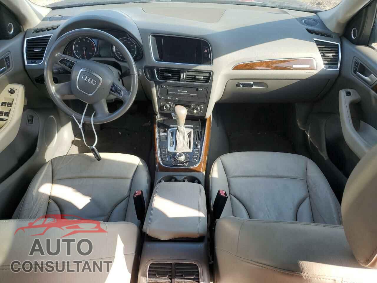 AUDI Q5 2012 - WA1LFAFP9CA001081