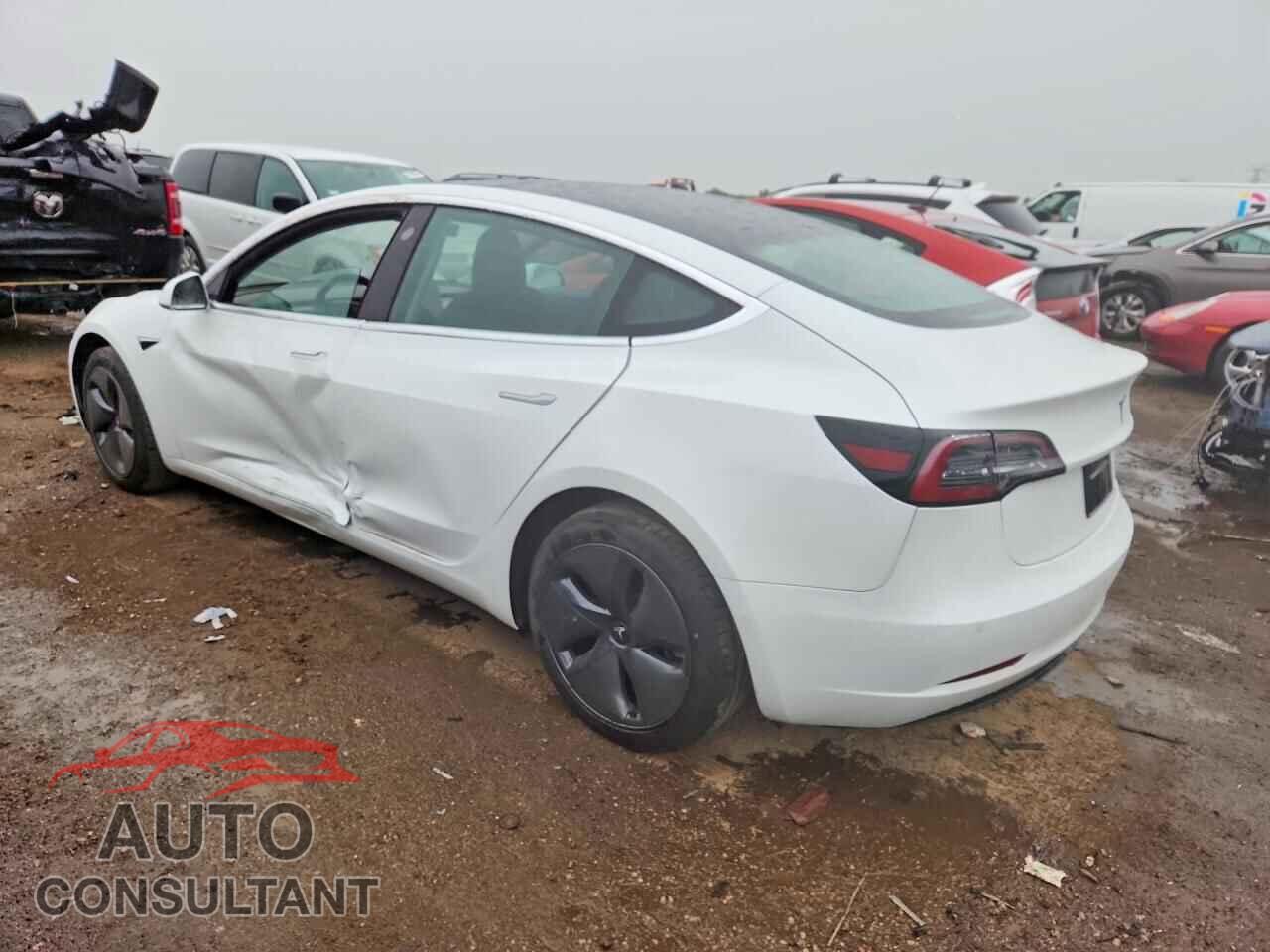 TESLA MODEL 3 2019 - 5YJ3E1EA0KF484827
